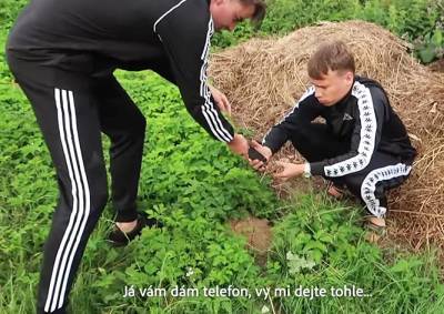 На «Пражского гида» сняли пародию в «русском стиле»: видео
