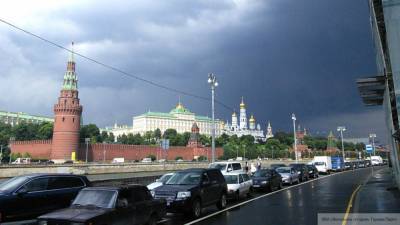 Жителей Москвы предупредили о ледяном дожде и снеге