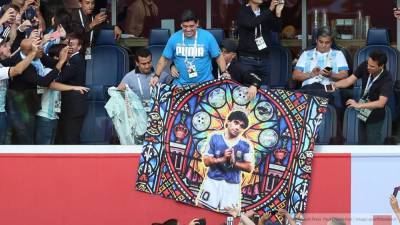 ФИФА в память о Марадоне может вывести из обращения 10-й номер
