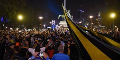 В Аргентине устроили массовые овации в честь Марадоны