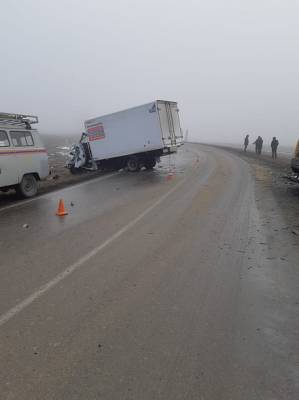 На трассе Зверево-Гуково в тумане столкнулись ГАЗель и ПАЗ с пассажирами, есть пострадавшие