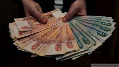 Менее четверти россиян откладывают деньги на случай потери работы