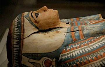 Внутри египетской мумии ученые обнаружили необычный артефакт