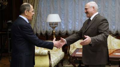 Лукашенко поздравил Россию с ее успехами на Кавказе