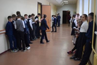В Иванове продолжают наладку систем отопления в школах