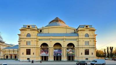В Петербурге будет проведена реконструкция здания театра "Мюзик-Холл"