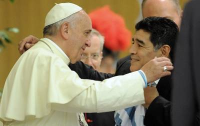 Ватикан: Папа с любовью вспоминает встречи с Марадоной