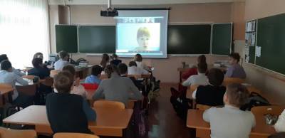 Специалист «Нижновэнерго» онлайн рассказала школьникам об опасности электричества
