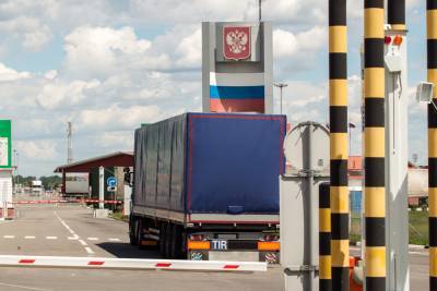 Сепаратисты запретили въезжать через Россию без прописки в ДНР