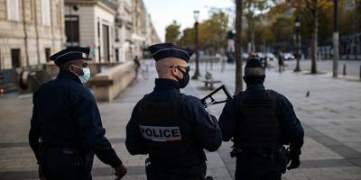 Новый закон во Франции: нельзя фотографировать полицейских