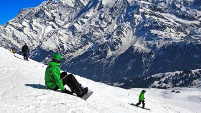 Во Франции горнолыжные курорты будут открыты на Рождество
