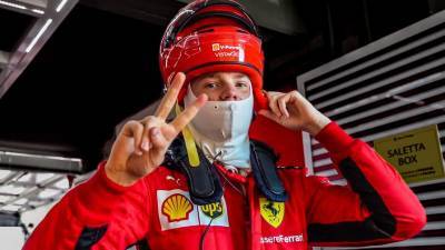 Ferrari случайно подтвердила, что Роберт Шварцман останется в Формуле 2