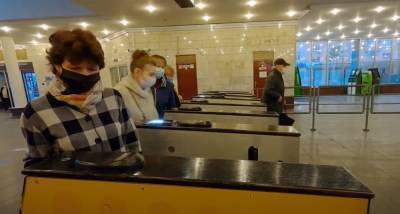 В Киеве могут закрыть метро и другой общественный транспорт, заявление: "Учитывая эпидемиологические показатели..."