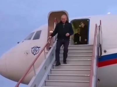 Владимир Путин прилетел в Саров