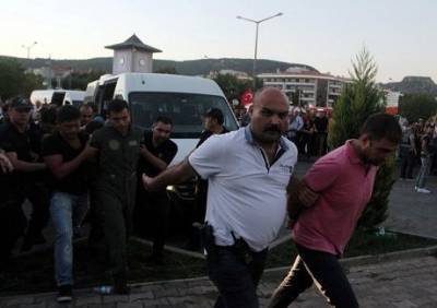В Турции к пожизненному заключению приговорили полтысячи человек