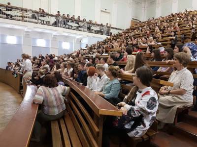 Подведены предварительные итоги приемной кампании в колледжи и техникумы -