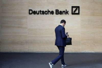 Внешние наблюдатели призывают Deutsche Bank уйти из России nbsp