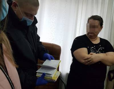Жительница Николаева обманула на деньги 600 человек