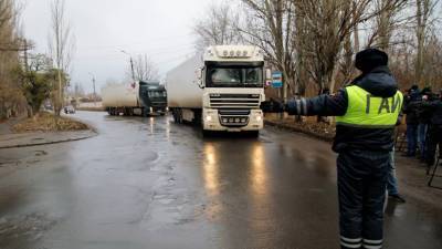 Украина направила ноту России из-за отправки гумпомощи в Донбасс