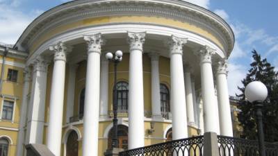Печерский суд арестовал Октябрьский дворец и еще 25 зданий, принадлежащих Федерации профсоюзов