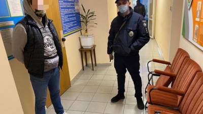 В Коцюбинском на Киевщине неизвестные ворвались на заседание ТИК при подсчете голосов после перевыборов, - полиция