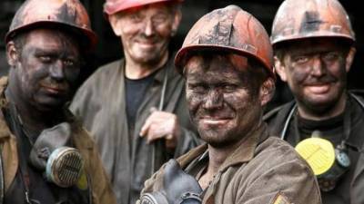 Угледобывающие комбинаты подают в суд на бастующих шахтеров