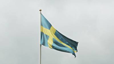 Шведы потеряли уверенность в национальной стратегии противостояния пандемии