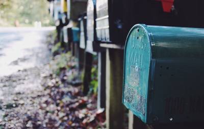 Петербуржцам стали класть в почтовые ящики пугающие памятки