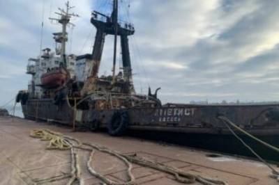 Разлив нефти в Одесской области: АМПУ скрыла информацию об инциденте от Госэкоинспекции