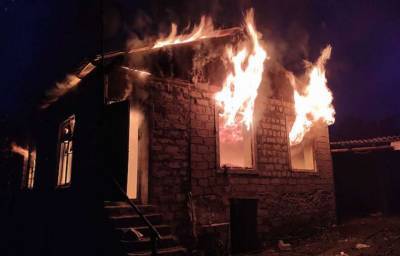 В Нагорном Карабахе местные жители сожгли свое село из-за ошибки армянских чиновников