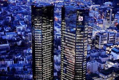 WSJ: американские наблюдатели рекомендовали Deutsche Bank свернуть бизнес в России nbsp