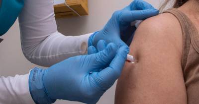 Биолог рассказала о ключевом недостатке вакцин от коронавируса
