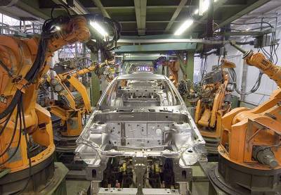 «АвтоВАЗ» завершает подготовку конвейера для сборки новых автомобилей