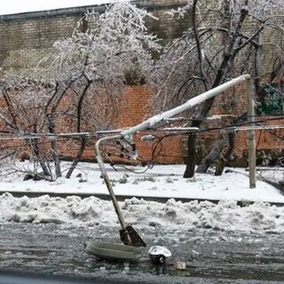 Свыше 6 тысяч жителей Приморья остаются без света из-за снежного циклона