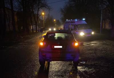 В Твери на темной улице водитель легковушки сбил женщину