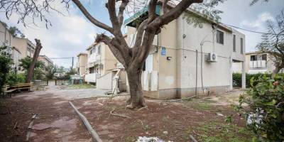 При нехватке в Израиле социального жилья его используют под синагоги