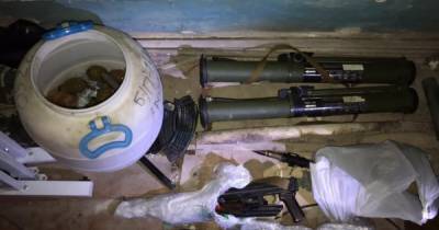 СБУ нашла огромный схрон оружия в здании Нацакадемии в центре Киева (ФОТО)