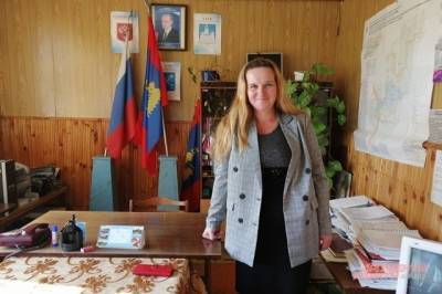 Избранную главой поселения уборщицу из Костромской области выдвинут в Госдуму