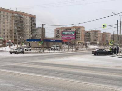 На Южном Урале автомобилистка выпала на дорогу во время ДТП