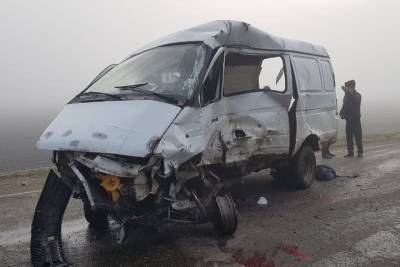 На Кубани в Выселковском районе в страшной аварии погибли шесть человек