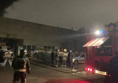 Пожар в производственном здании в Подмосковье потушен