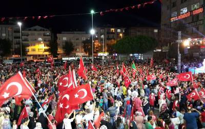 В Турции к пожизненному заключению приговорили более 300 противников Эрдогана