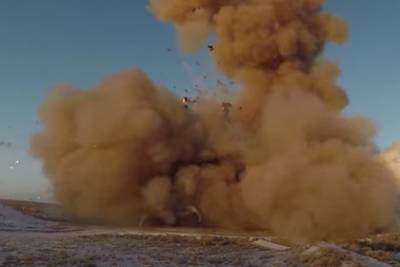 Российская ракета на взлете стала разваливаться на куски