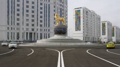 Власти запретили жителям Туркмении старше 45 лет ездить по стране