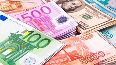 Валютные вклады россиян сократились в октябре на почти 1,2 млрд долларов