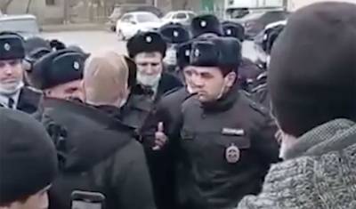 В Кизляре полиция митингует против ареста Гази Исаева, причастного к теракту в Москве