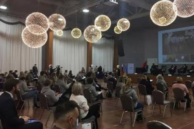 Трансформацию избирательной системы по-взрослому обсуждают в Пскове