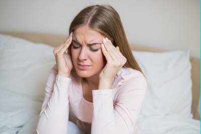 Невролог Первого меда рассказал о причинах головной боли после COVID-19
