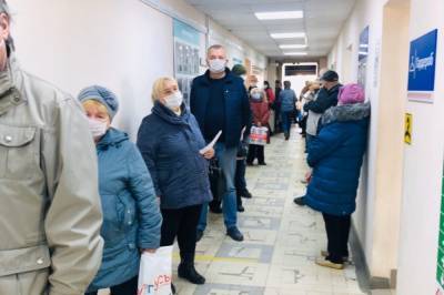 Пациентов с коронавирусом в Петрозаводске просят выйти из дома, чтобы сдать мазок