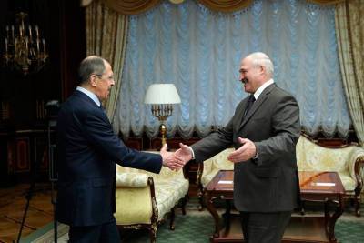 Лавров съездил к Лукашенко, зафиксировав распад «Русского мира», поскольку кремлевские СМИ хранят молчание